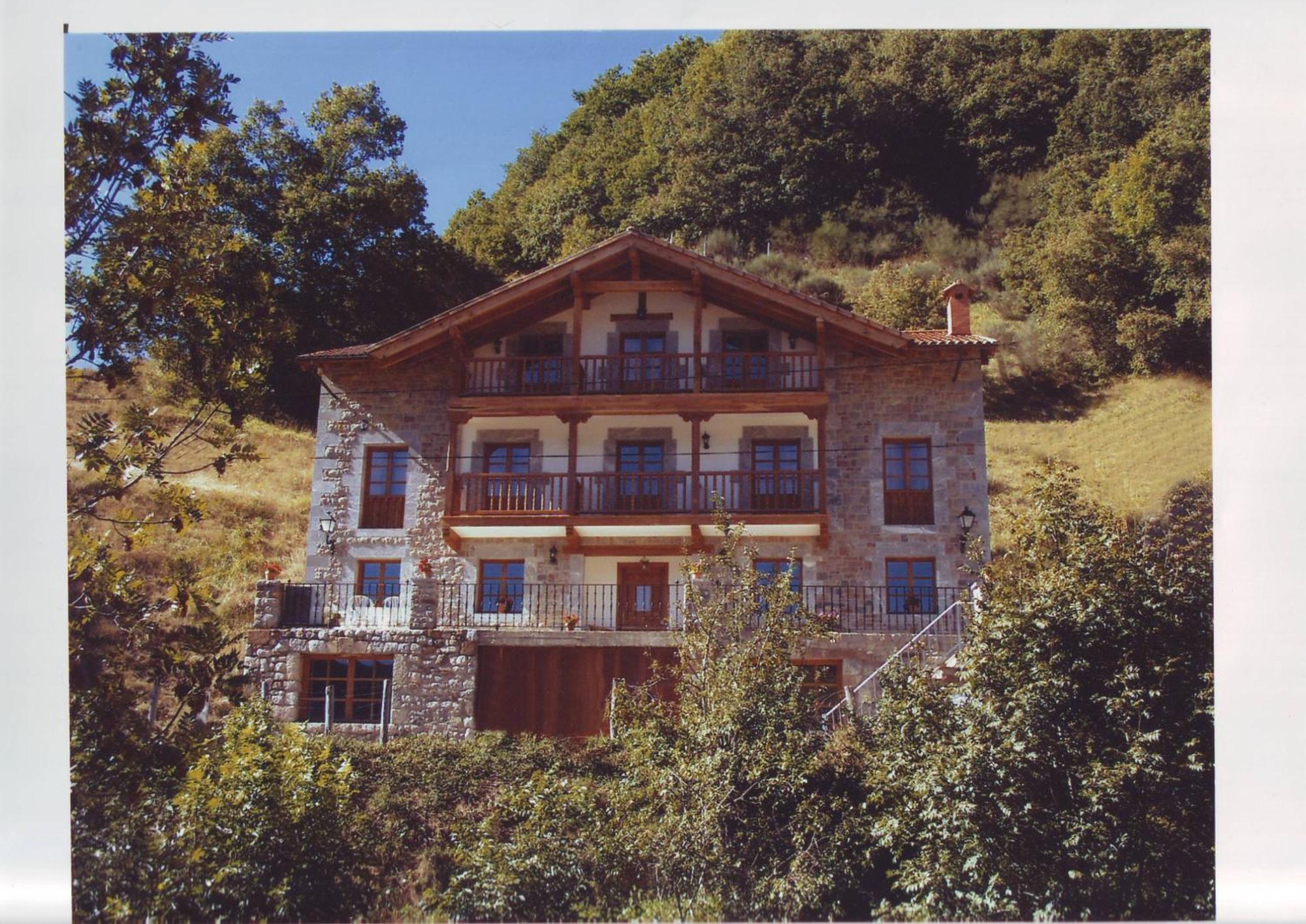 Posada Sobrevilla Espinama Ngoại thất bức ảnh