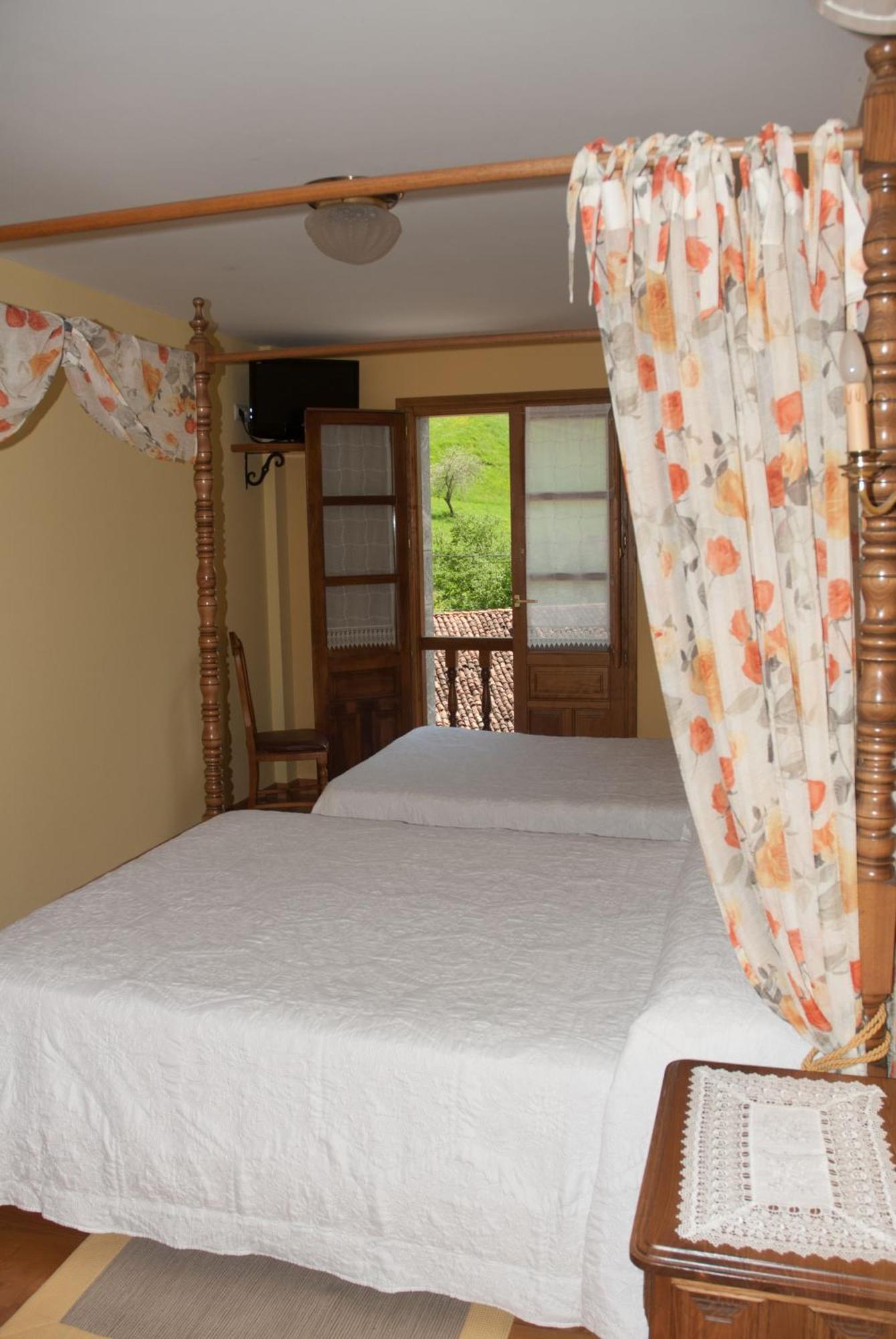 Posada Sobrevilla Espinama Phòng bức ảnh