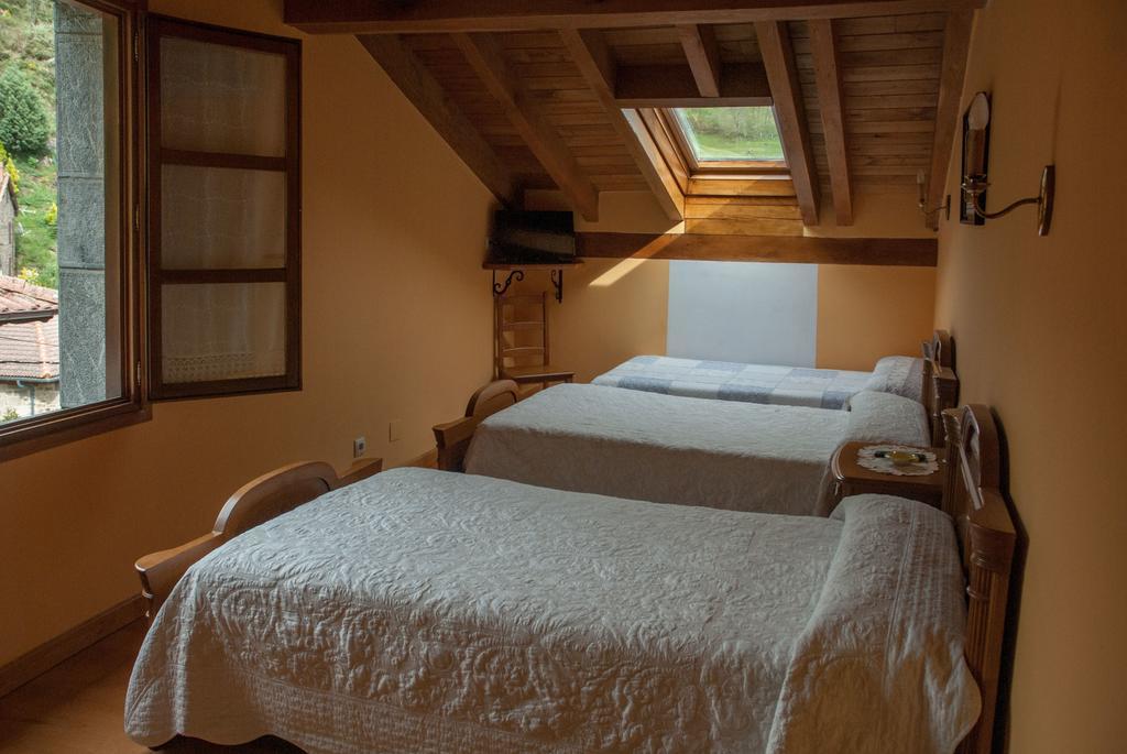 Posada Sobrevilla Espinama Phòng bức ảnh