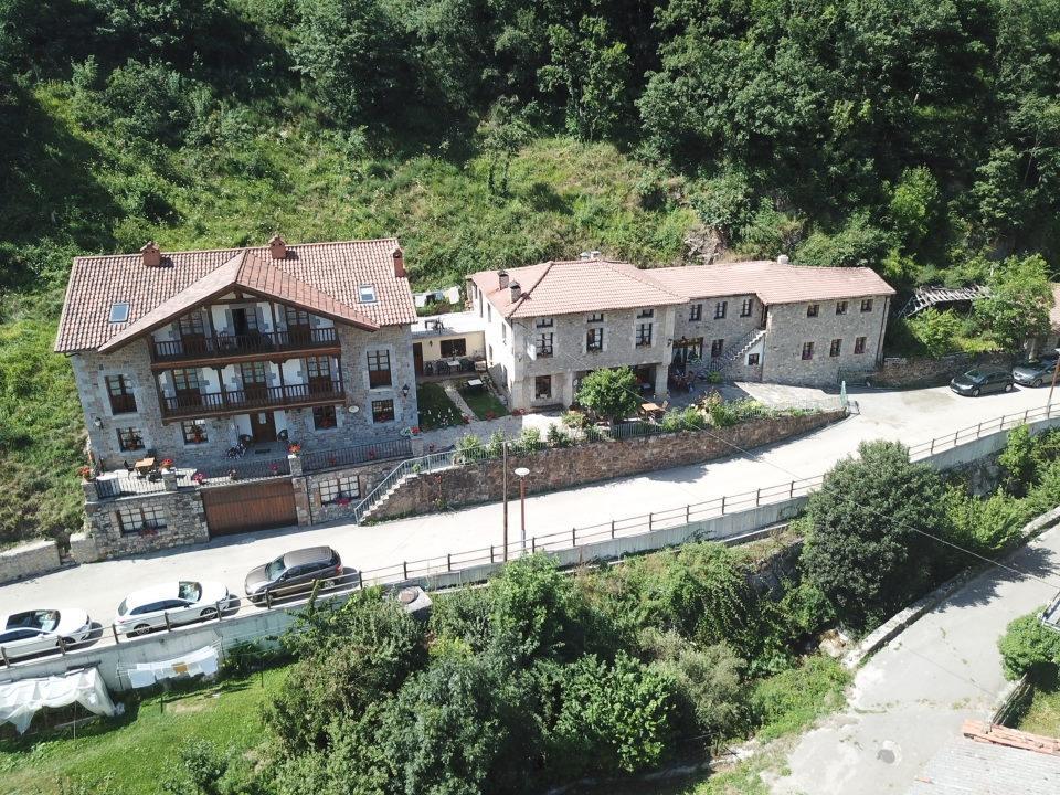 Posada Sobrevilla Espinama Ngoại thất bức ảnh